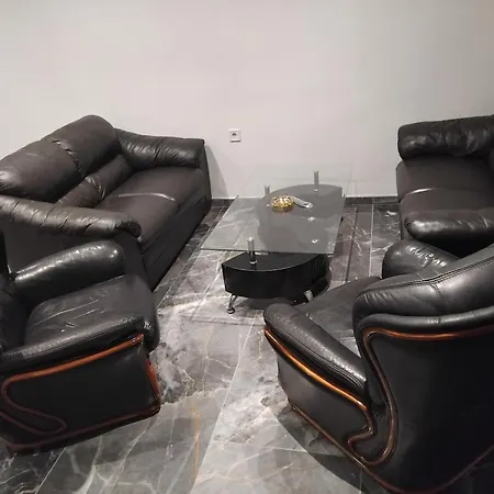 Tres Bel Entierement Equipee Disponible Fin Juin Debut Juillet *