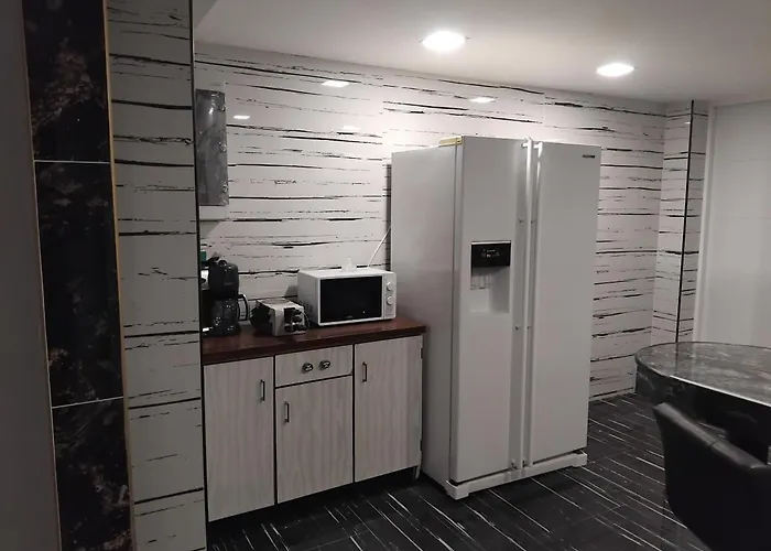 Tres Bel Entierement Equipee Disponible Fin Juin Debut Juillet 公寓 *